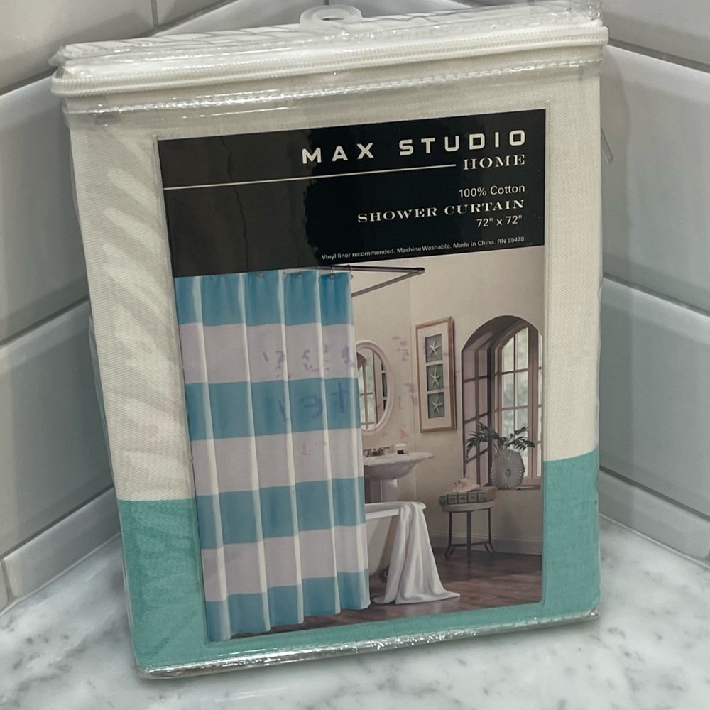 Max Studio Shower Curtain. NWT. 72x72”.